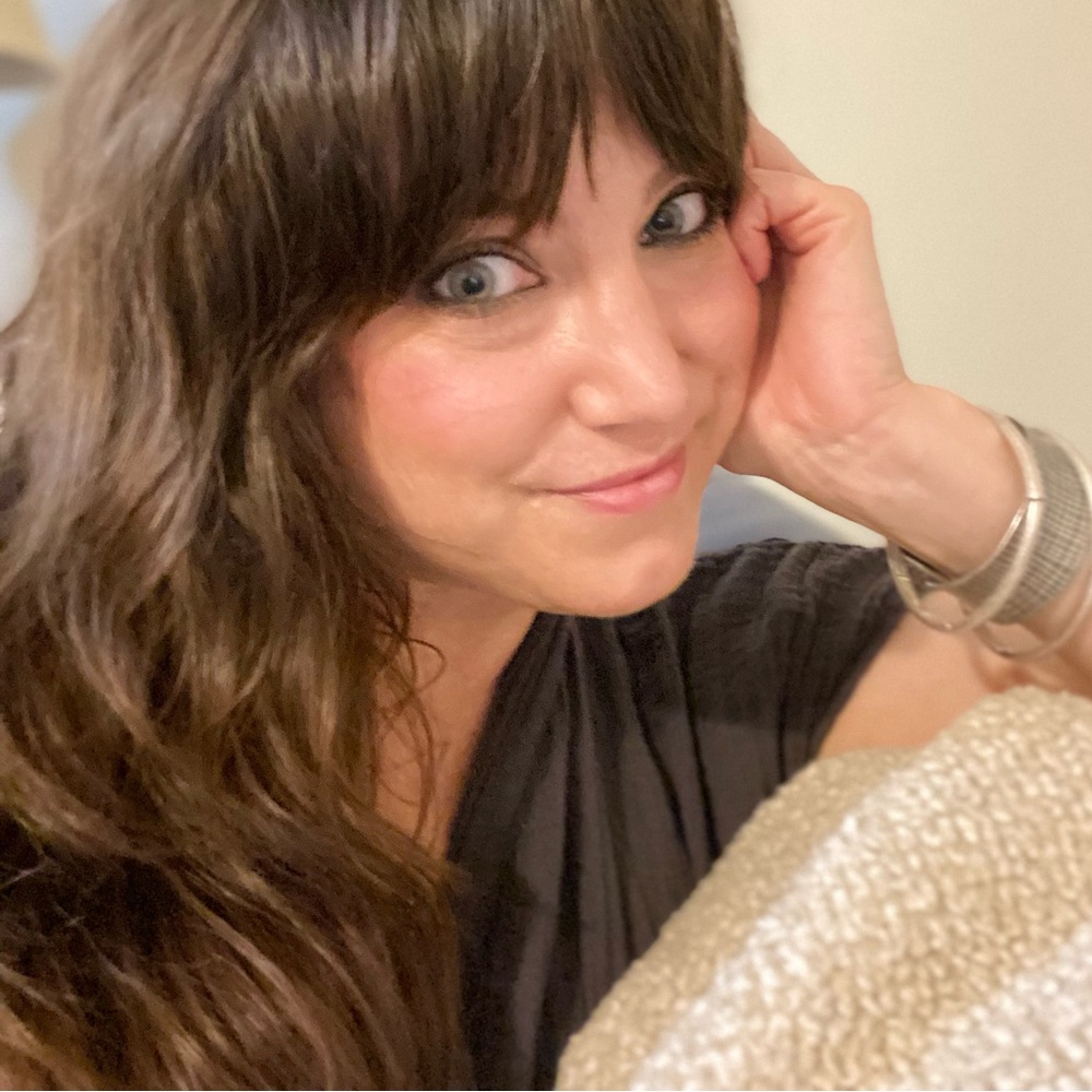 Meet your Posher, Andrea